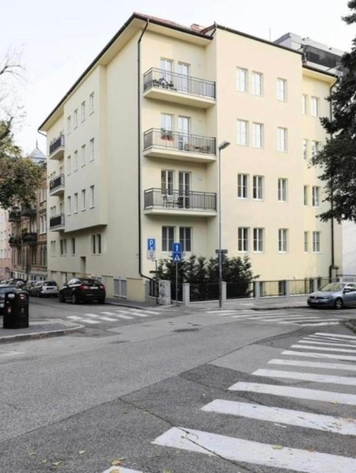 Dagmar Apartment Братислава Экстерьер фото